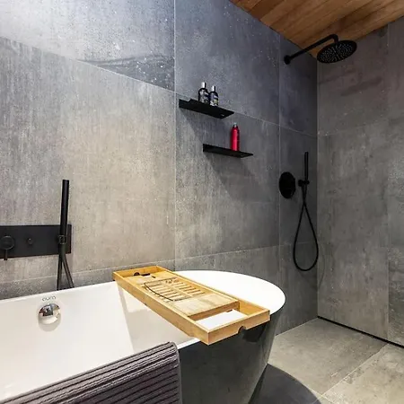 Lux 2bd With Mini Spa Next To Old Town Διαμέρισμα Ταλίν